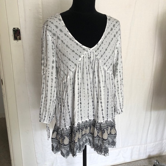 Grand & Greene v neck long tunic style shirt size XL - Picture 1 of 8